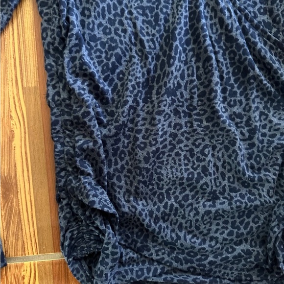 INC INTERNATIONAL CONCEPTS Animal Print Surplice Top Size Medium - Picture 3 of 5